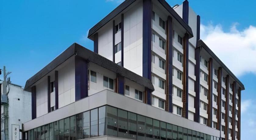 Tokyo Business Hotel Exterior photo